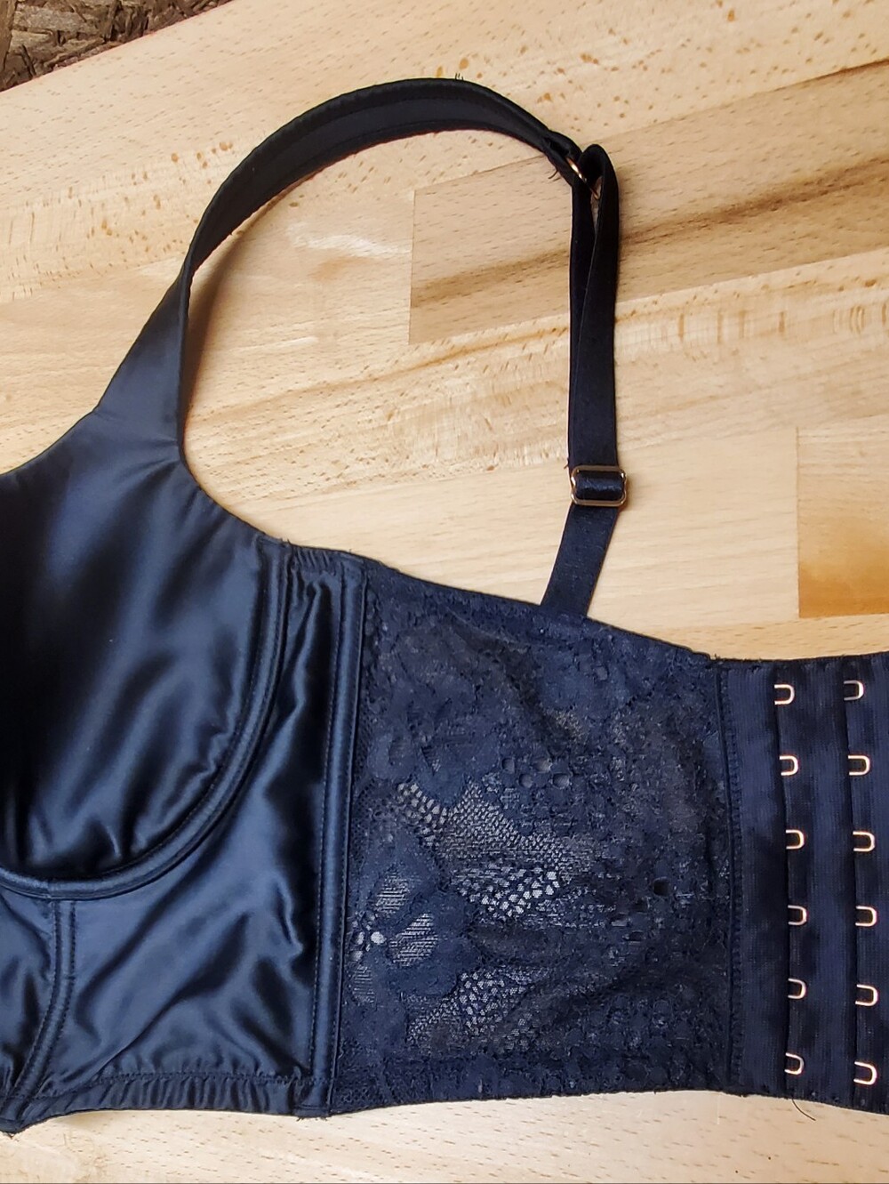 Victoria's Secret- Very Sexy Black Satin Longline Bustier Bra- 32DD - Picture 3 of 7